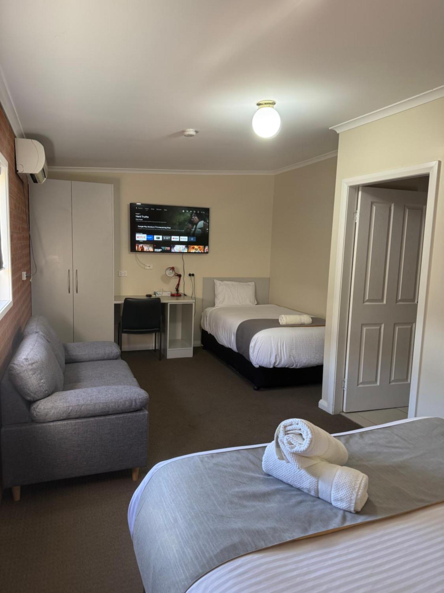 Mia Motel Griffith Εξωτερικό φωτογραφία
